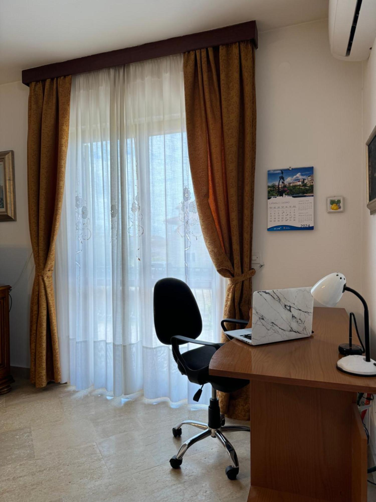 Apartman Ostrea *** Bale Exterior photo