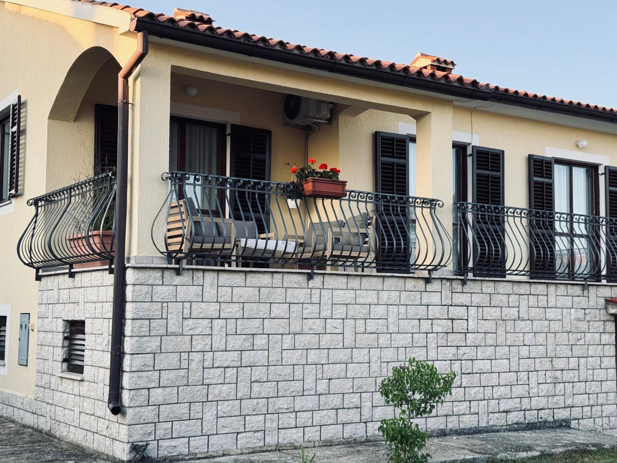 Apartman Ostrea *** Bale Exterior photo